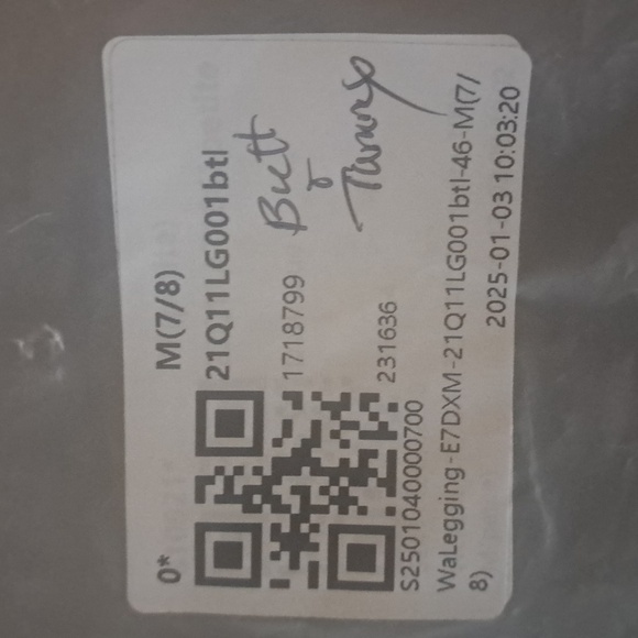 MEDIUM HALARA SOCINCHED TUMMY & BUTT SCULPTING CONTROL LEGGINGS - Picture 10 of 10